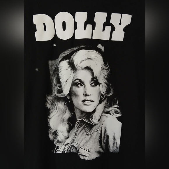 Dolly Parton Black Graphic Short Sleeve T-Shirt - Picture 2 of 4